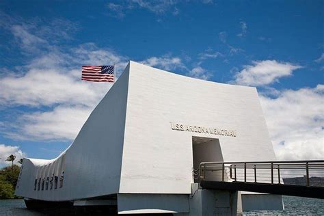 Pearl Harbor Punchbowl And City Tour Uss Arizona Uss Arizona