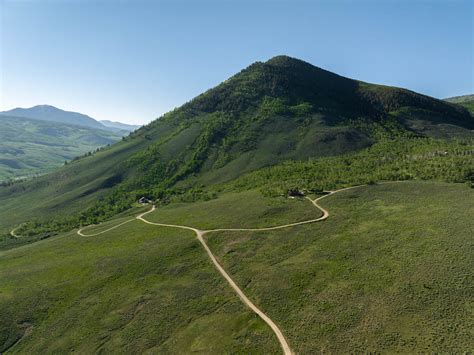 Round Mountain Road Parcel Tranquility On 35 Acres Travel Crested Butte