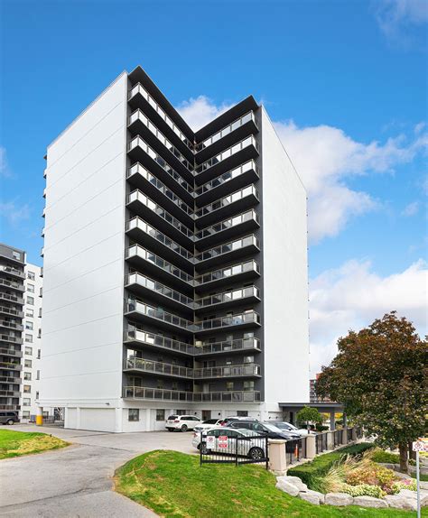 Transit Guide: W 57 St and 8 Ave Stop 401947 Details 9