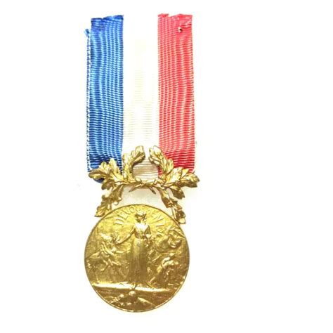 R16S BELLE MÉDAILLE civile française du dévouement french medal EUR 22