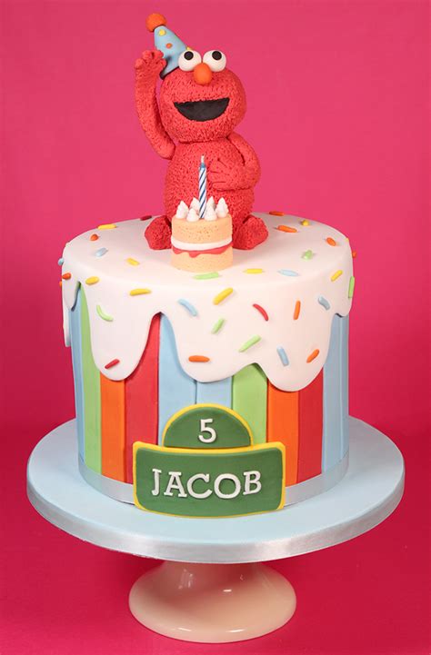 Elmo Cake