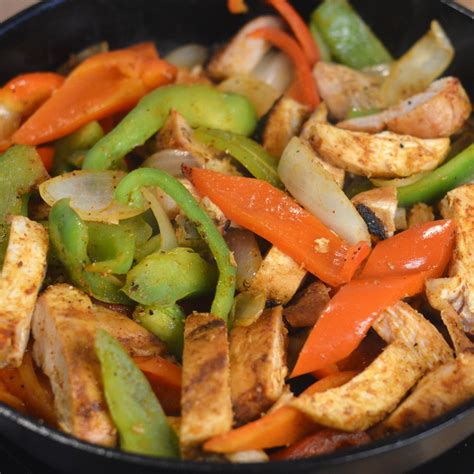 How To Make Chicken Fajitas Recipe - Los Foodies Magazine