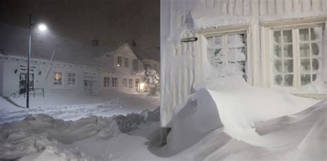 Unprecedented snowfall envelopes southern Norway - The Norwegian American