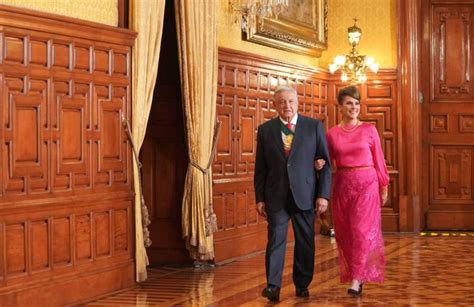 Quién diseñó el vestido que lució Beatriz Gutiérrez Müller durante el