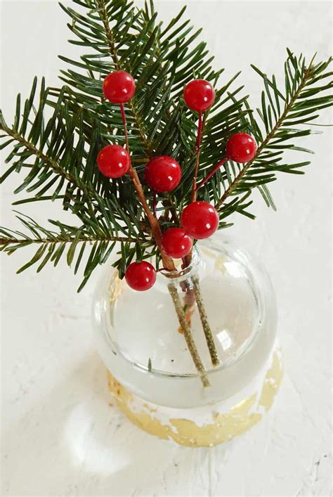 DIY Clear Christmas Table Centerpiece Vase