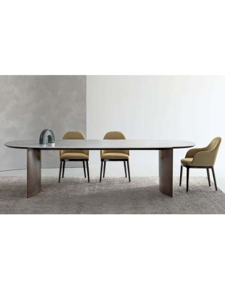 President Dining Table Rugiano Undomus