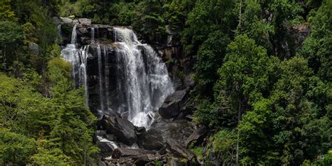 25+ Beautiful Waterfalls near Brevard NC (Within 1 Hour)