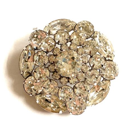 WEISS Signed Brooch Rhinestone 1950s Vintage Gem