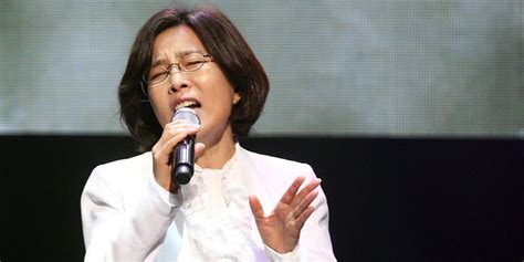 Veteran singer Lee Sun Hee divorces her second husband after 14 years ...