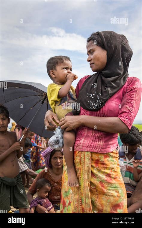 Rohingya refugee in Bangladesh Stock Photo - Alamy