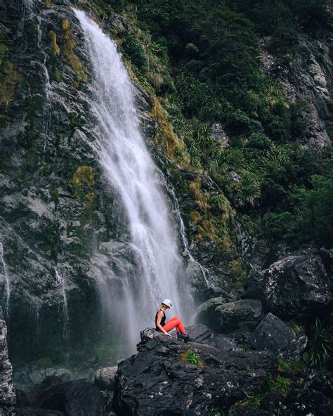 The 10 Best New Zealand Waterfalls - South Island