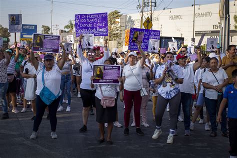 Familiares Y Amigos Marchan Incansables En Busca De Sandra Anal