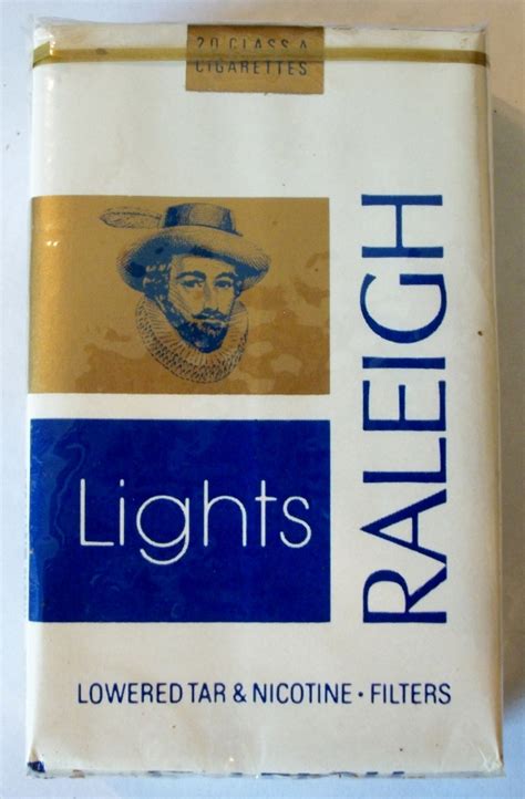 Raleigh Lights Filters Kings Vintage American Cigarette Pack