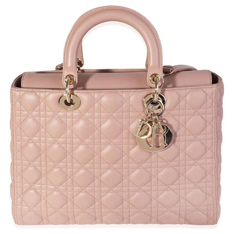 Grand Sac Femme Dior Christian En Cuir D Agneau Rose Cannage Ref 614000