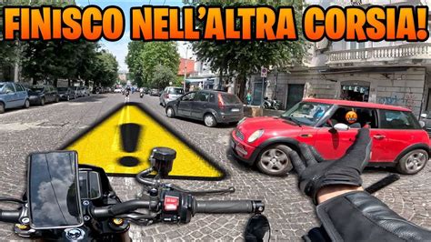 Mt Esce Dal Viale E Cosa Vuol Dire Guidare A Napoli Ep Youtube