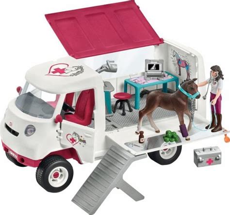 Schleich 42439 Horse Club Mobile Tierärztin mit Hannoveraner Fohlen