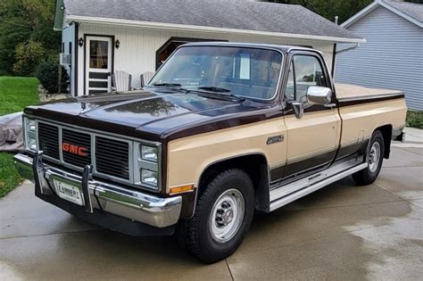 1986 Gmc C2500 Sierra Classic For Sale On Bat Auctions Sold For 14 000 On January 30 2023