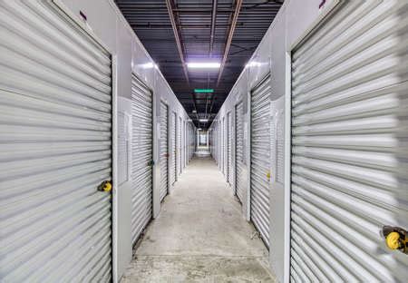 Storage Units in Elizabeth, NJ at 99 Evergreen Ave