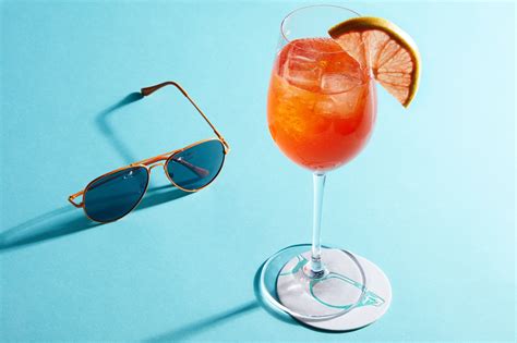 38 Refreshing Spritz Cocktail Recipes | Epicurious | Epicurious