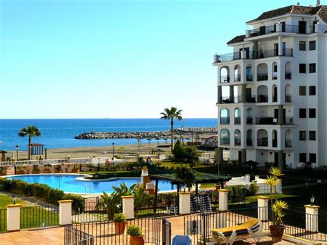 Beachfront Sunny Apartment In Marina De La Duquesa Duquesa Port