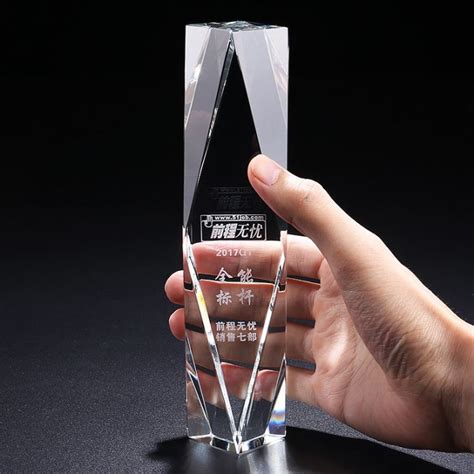 China Bevel Optical Crystal Tower Awards Diamond Cut Column