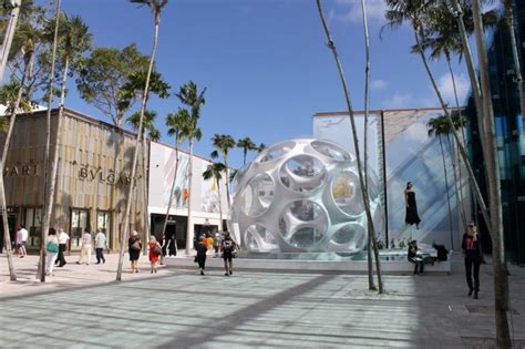 Why You Need To Take The Miami Design District Art Walk | Miami Design ...