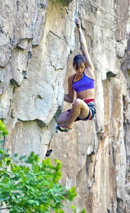 Sexy Rock Climbing Girls That Are Too Hot To Handle 39 Pics