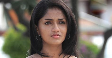 Sunaina Hot Photos MyTopGallery Latest Bollywood