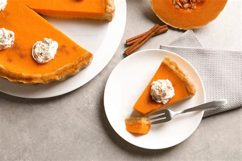 Vegan Pumpkin Pie Recipe - Love of Veggies