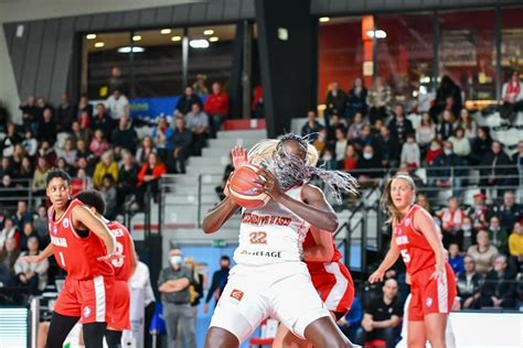 Lfb Kariata Diaby Prolonge Son S Jour Villeneuve Dascq Basket Europe