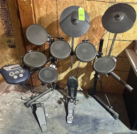 Roland Electronic Drum Set | Live and Online Auctions on HiBid.com