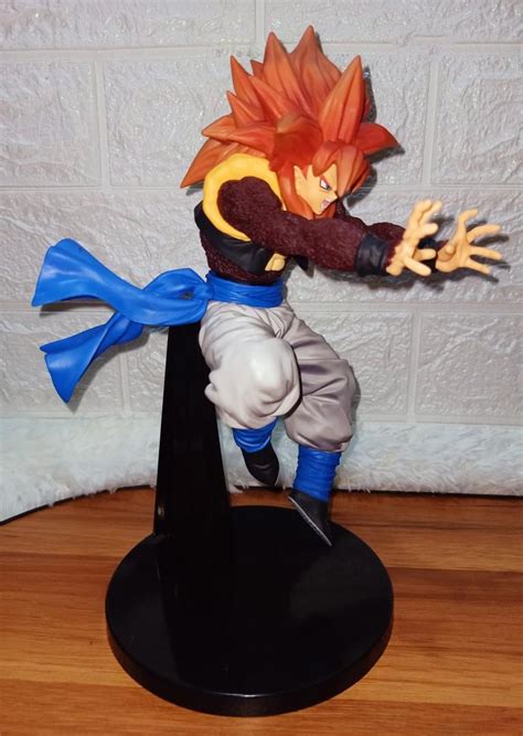 Dragon Ball GT Gogeta Ultimate Fusion Big Bang Kamehameha Figure