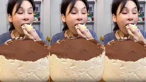 Asmr🍰eating Chocolate Cream Cake🍰 Soft And Waxy Sound 크림丨먹방丨mukbang丨satisfying丨eatingsh Youtube