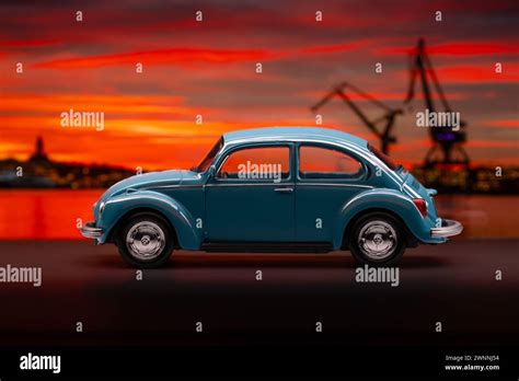 Blue Volkswagen Beetle Hi Res Stock Photography And Images Alamy