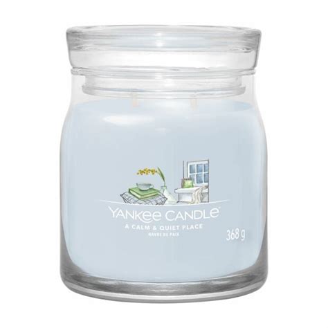 Yankee Candle A Calm Quiet Place Signature Medium Jar Candle