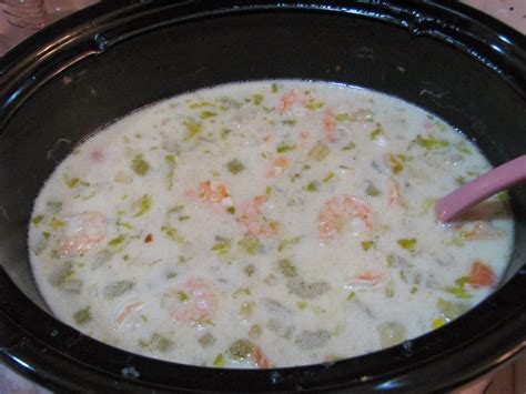 TheFultonGirls: Slow-Cooker Fish Chowder