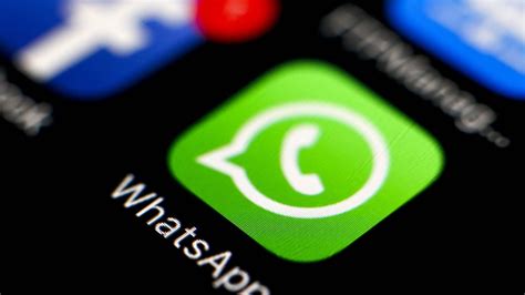 Cómo quitar el doble check azul de confirmación de lectura en WhatsApp