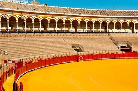 Come Visitare Gratuitamente Plaza De Toros A Siviglia La Maestranza