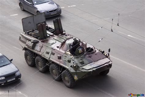 Armoured personnel carrier free image - № 11428