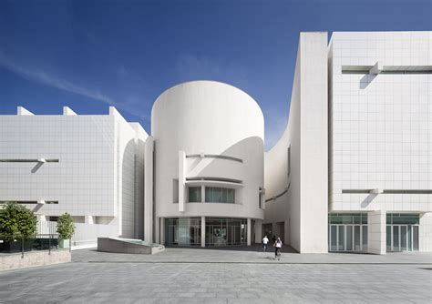 Richard Meier Barcelona Museum Of Contemporary Art - Rectangle Circle