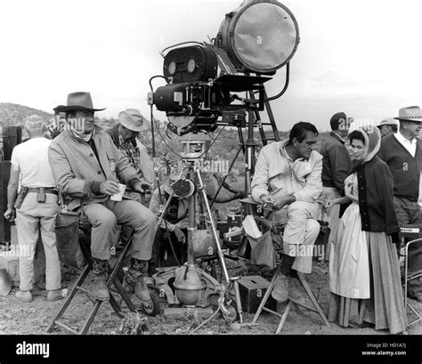 Mclintock John Wayne Andrew V Mclaglen And Yvonne De Carlo On