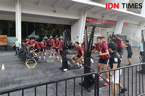 Genjot Fisik Timnas U Latihan Ala Militer Jelang Turname