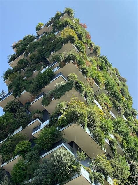 Bosco Verticale Selva Vertical En El Distrito Porta Nuova De Imagen