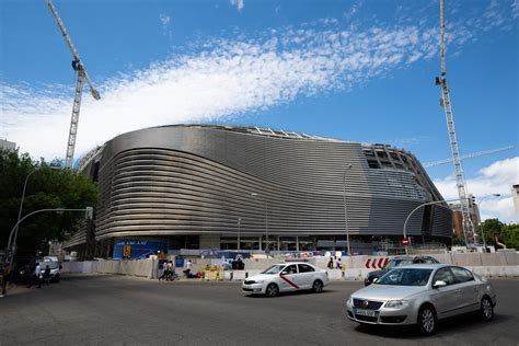 Real Madrids Bn Rebuild Of The Bernabeu Is Fun Futuristic And