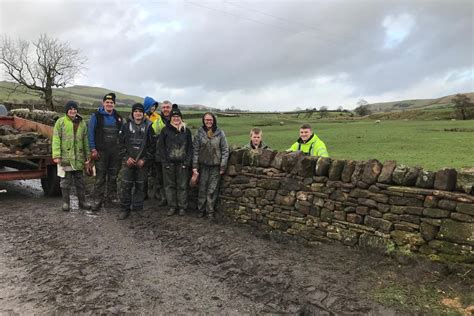 Clitheroe Young Farmers Try Their Hands At The Historic Art Of Dry