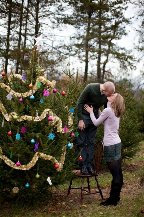 A Christmas Tree Farm Love Shoot Capitol Romance Practical And Local