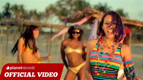 LARITZA BACALLAO Que Suenen Los Tambores Official Video HD YouTube