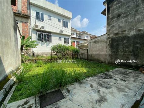 X Freehold Gated Guarded Sty Terrace House Sd Bdr Sri