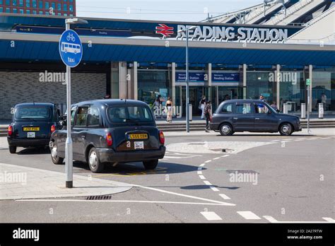 Reading Taxi Rank Hi Res Stock Photography And Images Alamy