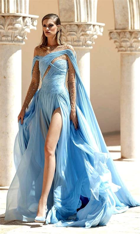 Pin By Ilde On L ELEGANZA IN TUTTE LE SFUMATURE DEL CIELO Couture